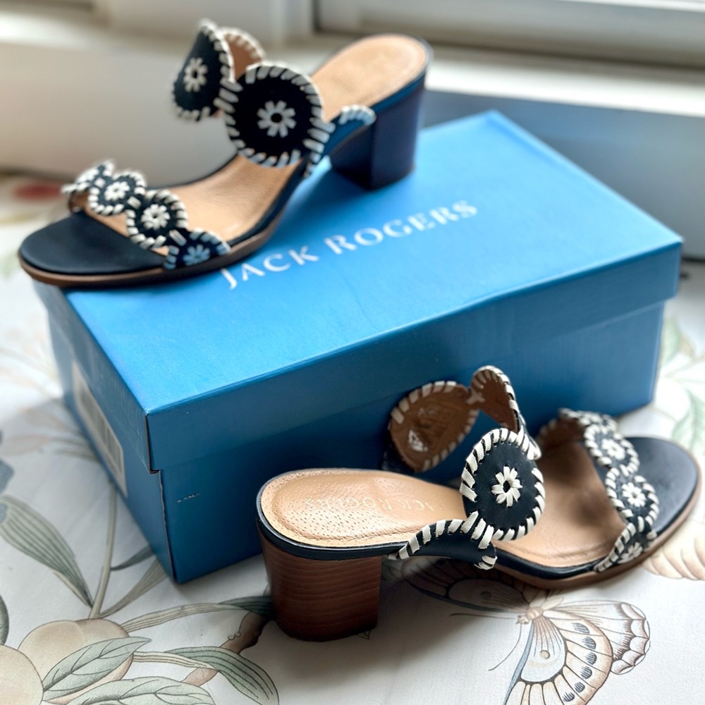 Jack Rogers Navy White Lauren Mid-Heel Sandal 9 Leather Daisy Circles EUC w Box! - Picture 2 of 9
